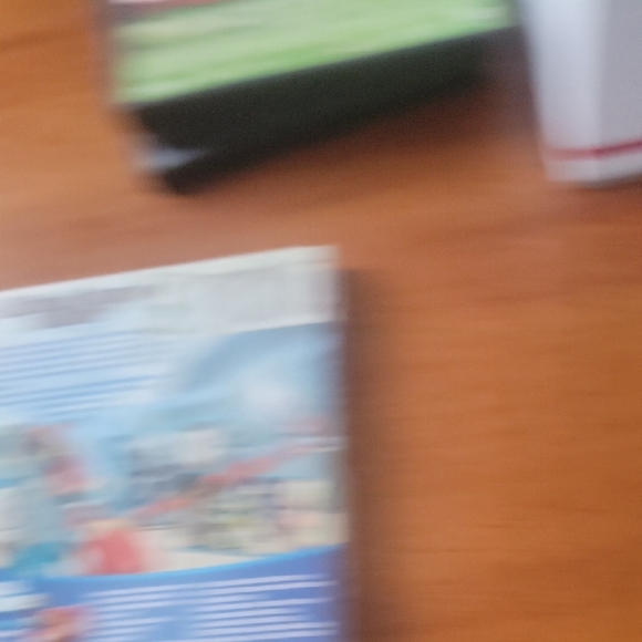 Movie Bundle-Set of Children DVDs - Picture 9 of 9